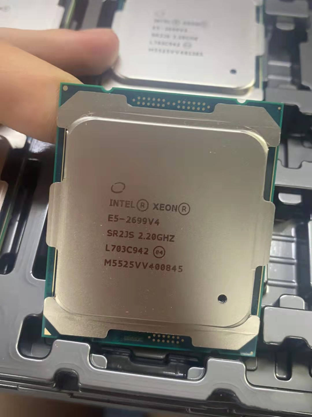 오리지널 서버 CPU 인텔 제온 E5-2699 V4 프 - E5 2699 V4 리뷰 및 가격